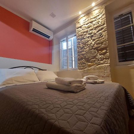 דירות Corfu  Corcyra Microflat In Old Town מראה חיצוני תמונה